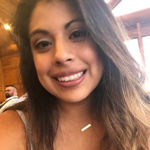 Meet your Posher, Jessica